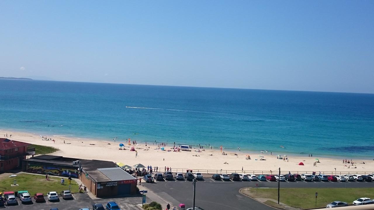 אפרטהוטל פורסטר Beaches International מראה חיצוני תמונה