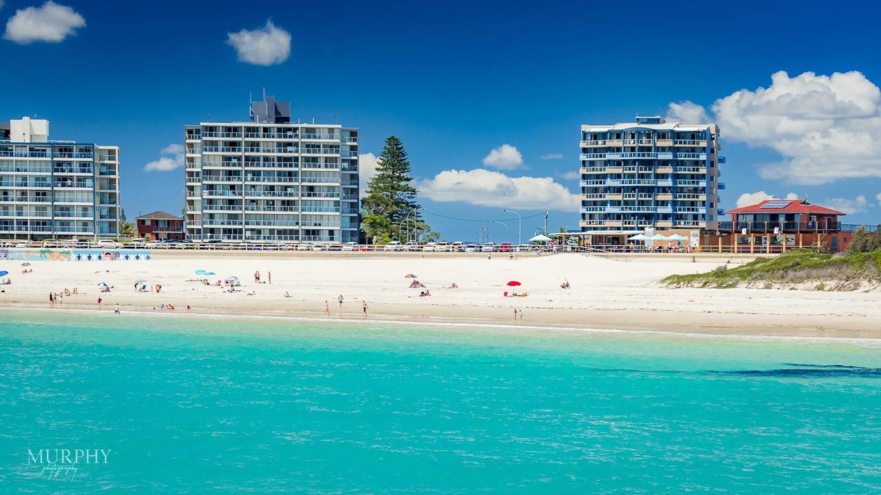 אפרטהוטל פורסטר Beaches International מראה חיצוני תמונה